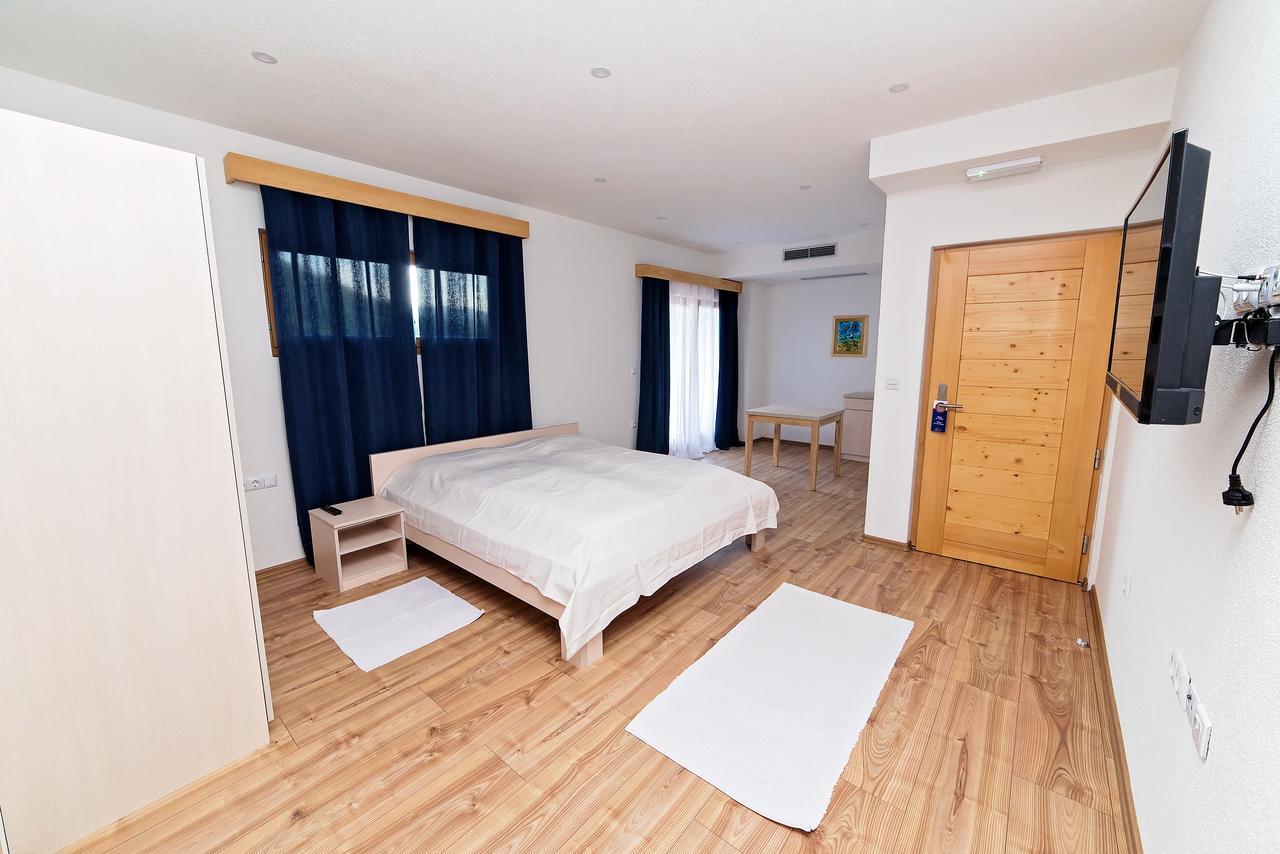 B&B Zlatna Nit Bosanska Krupa Dış mekan fotoğraf